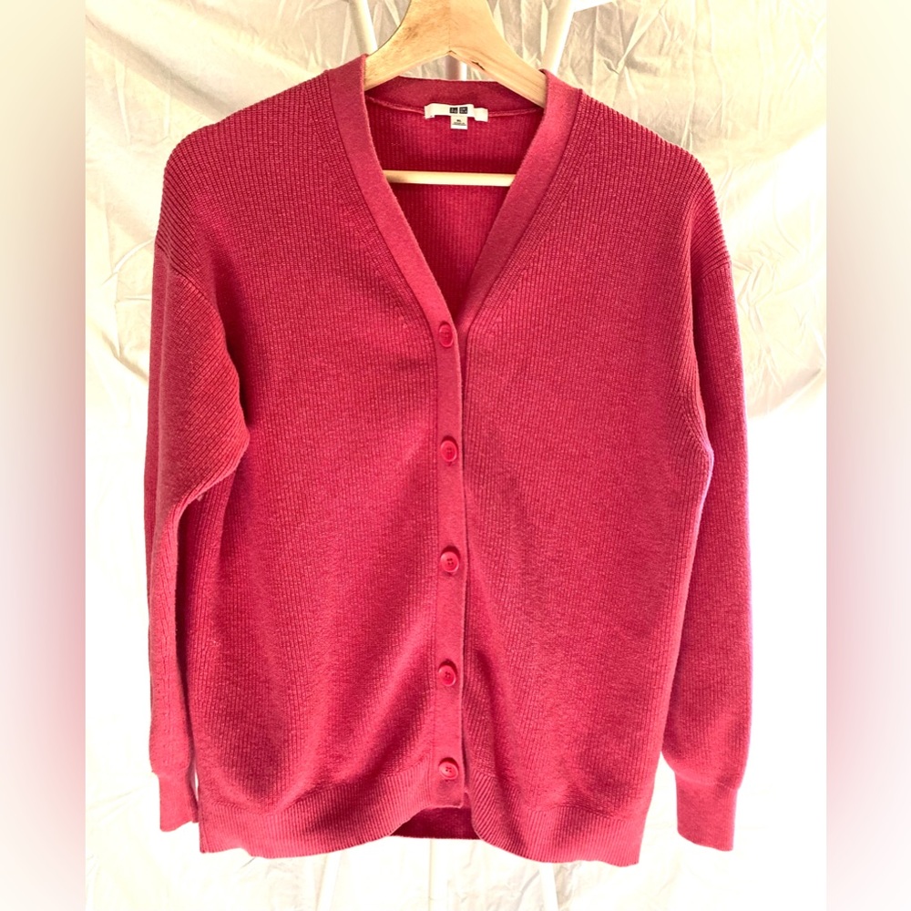 Cherry Pink Cardigan Sweater.
Uniqlo, XL
